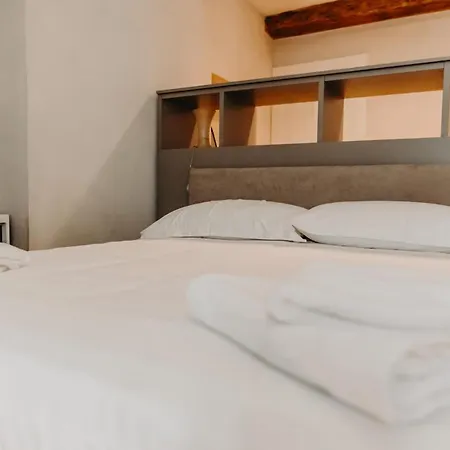 Le Dimore Di Piazza 3* Mondovi