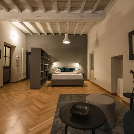 Le Dimore Di Piazza 3* Mondovì