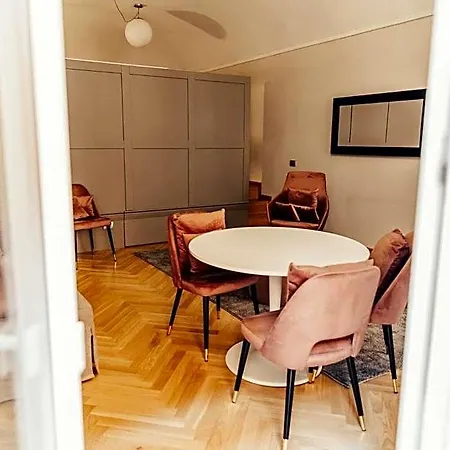 Le Dimore Di Piazza Aparthotel