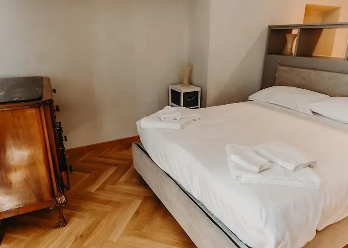 Le Dimore Di Piazza Apartmanhotel Mondovì